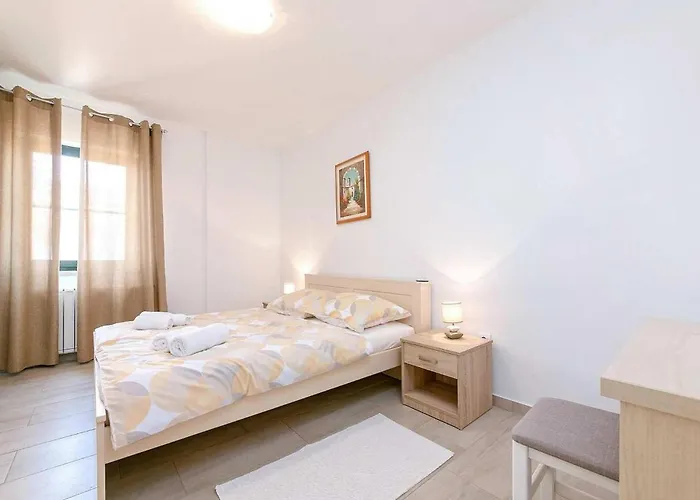 App Marina 2 Apartman *