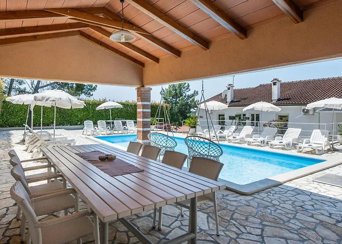 Apartman App Marina 2 *