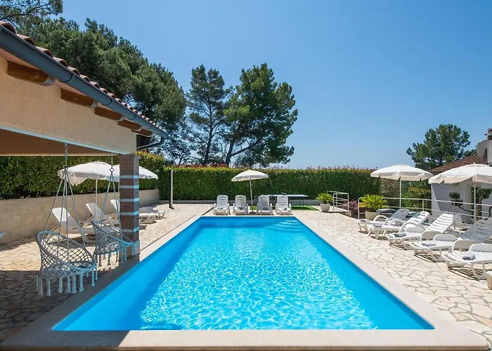 Apartman App Marina 2 *